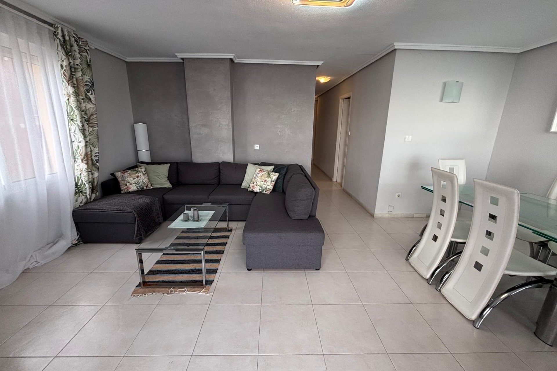 Resale - Apartment -
Torrevieja - Playa De Los Naufragos