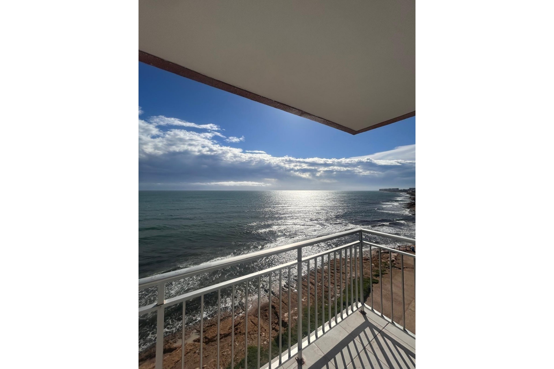 Resale - Apartment -
Torrevieja - Playa De Los Naufragos