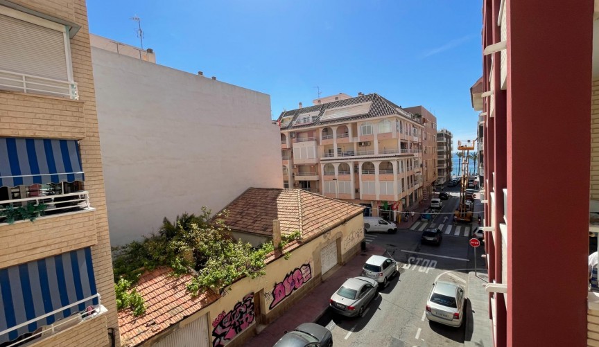 Resale - Apartment -
Torrevieja - Playa del Cura