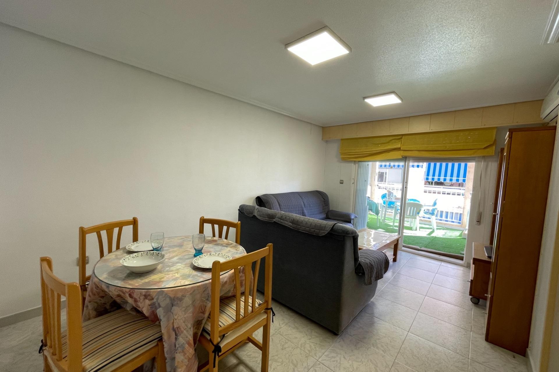 Resale - Apartment -
Torrevieja - Playa del Cura