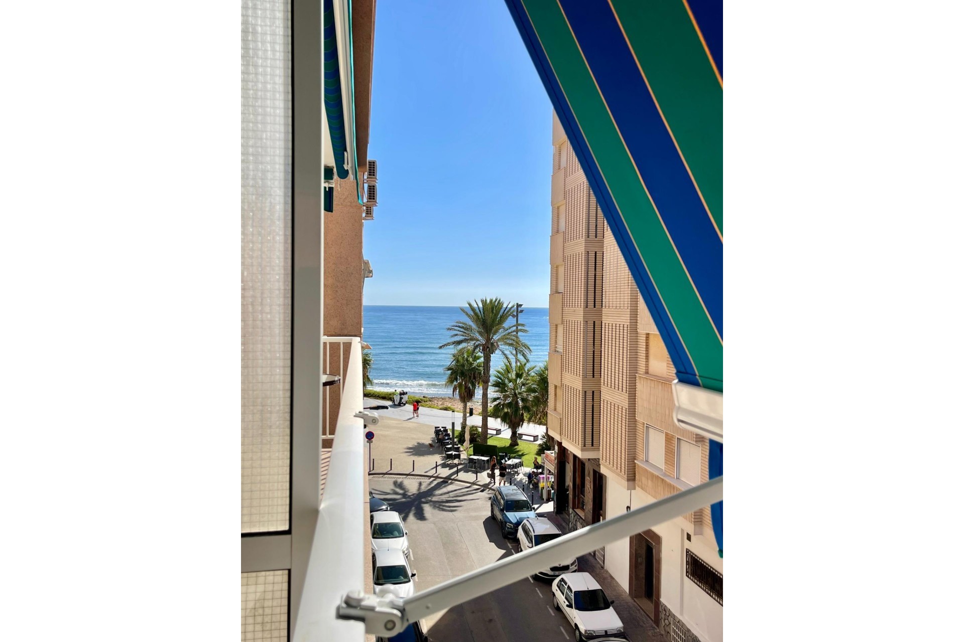 Resale - Apartment -
Torrevieja - Playa del Cura