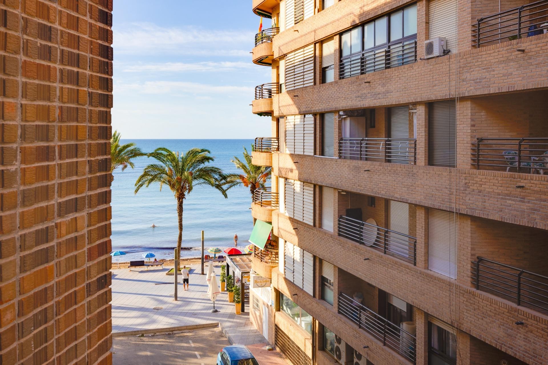 Resale - Apartment -
Torrevieja - Playa del Cura