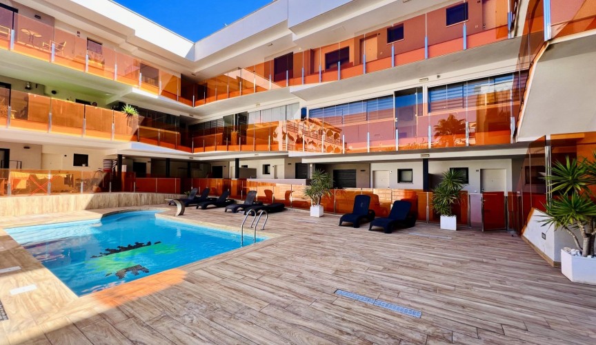 Resale - Apartment -
Torrevieja - Playa del Cura