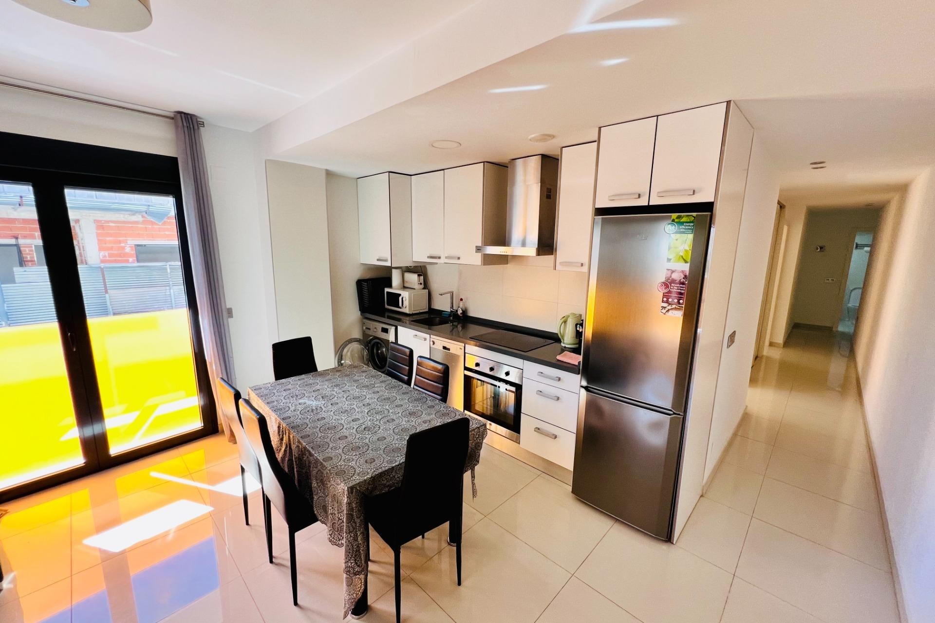 Resale - Apartment -
Torrevieja - Playa del Cura