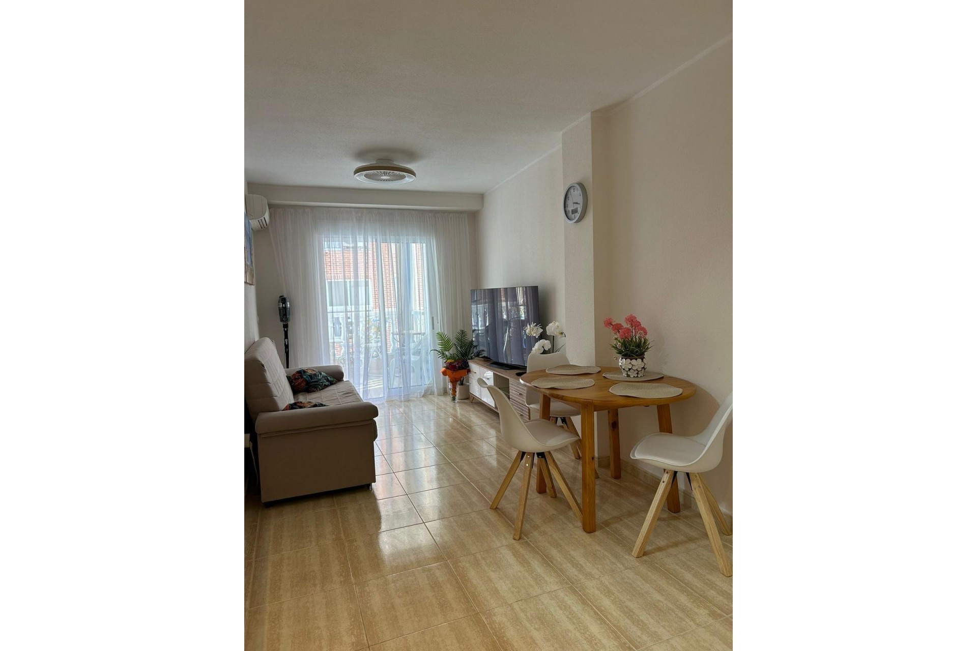 Resale - Apartment -
Torrevieja - Playa del Cura