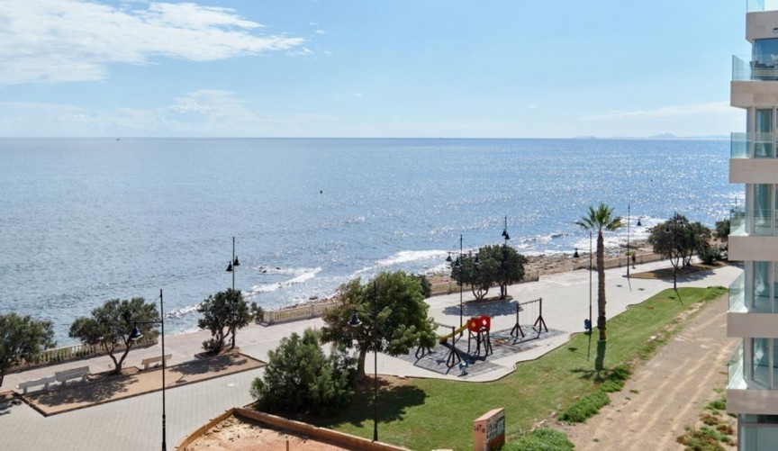 Resale - Apartment -
Torrevieja - Playa del Cura