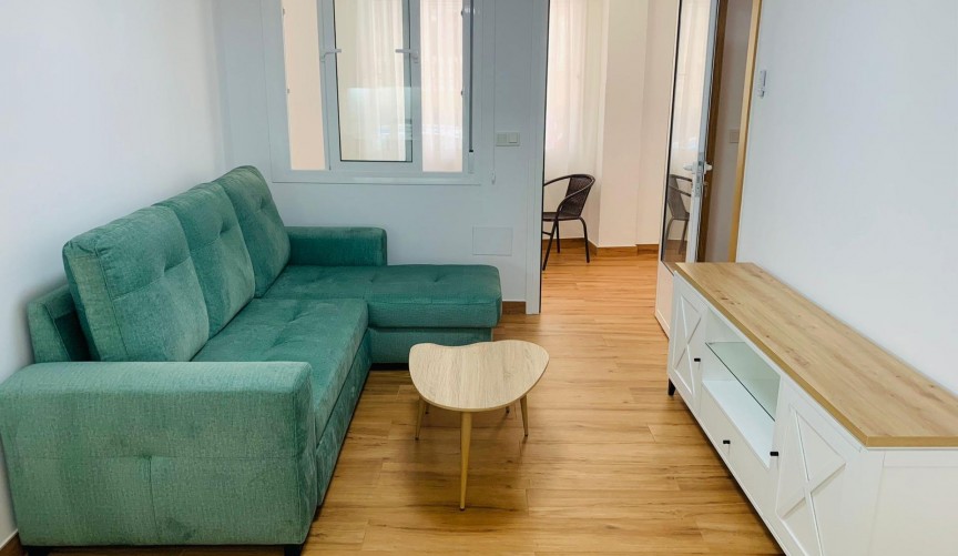 Resale - Apartment -
Torrevieja - Playa del Cura