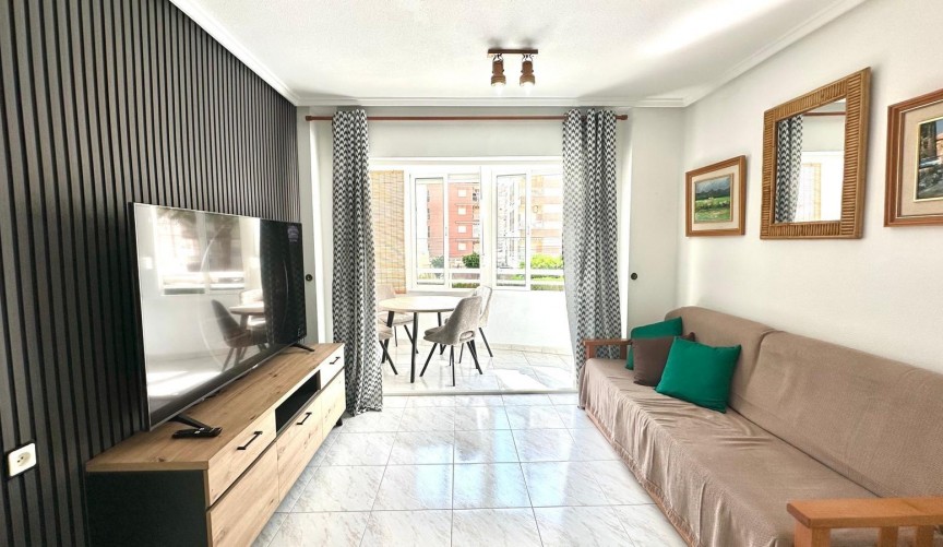 Resale - Apartment -
Torrevieja - Playa del Cura
