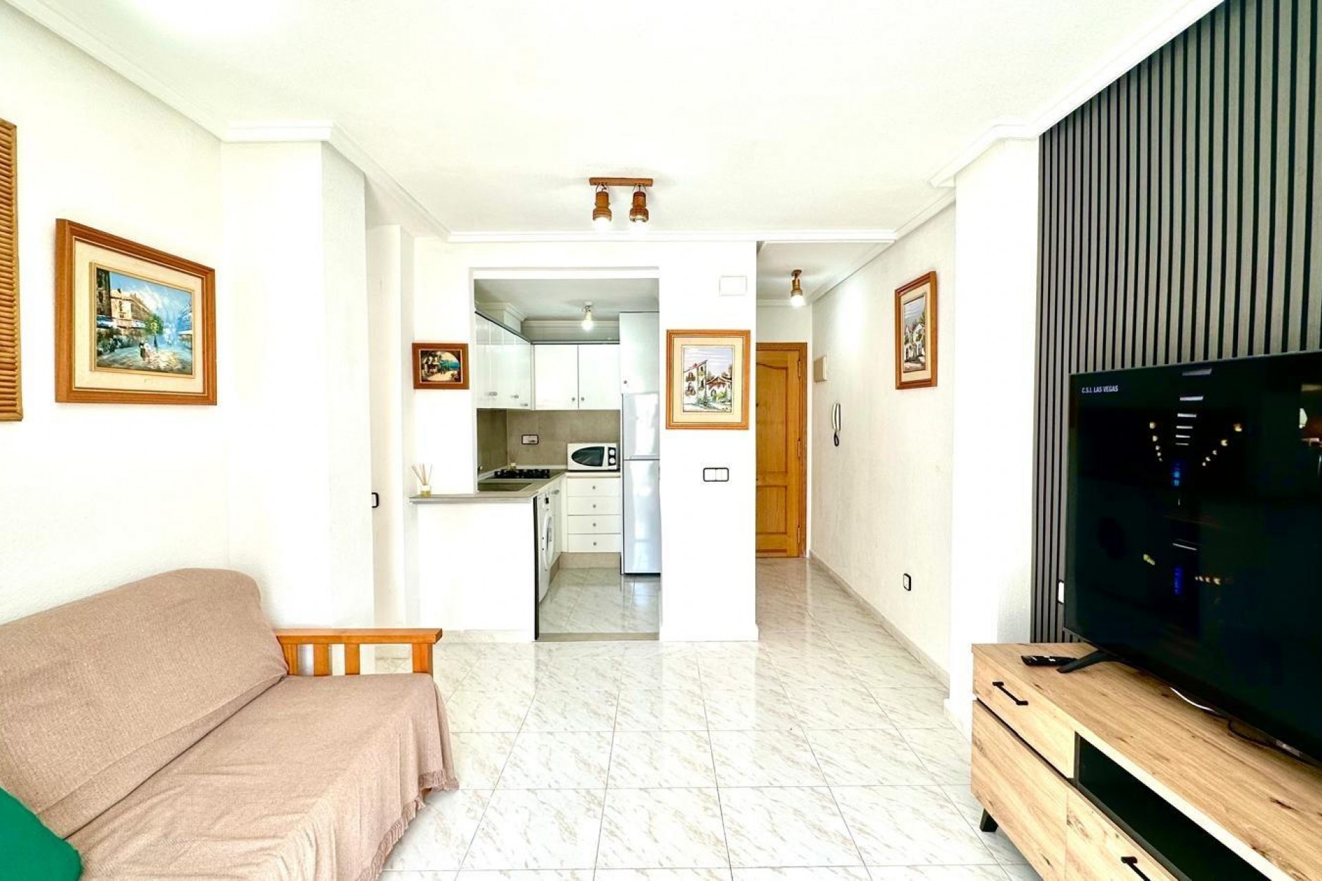 Resale - Apartment -
Torrevieja - Playa del Cura