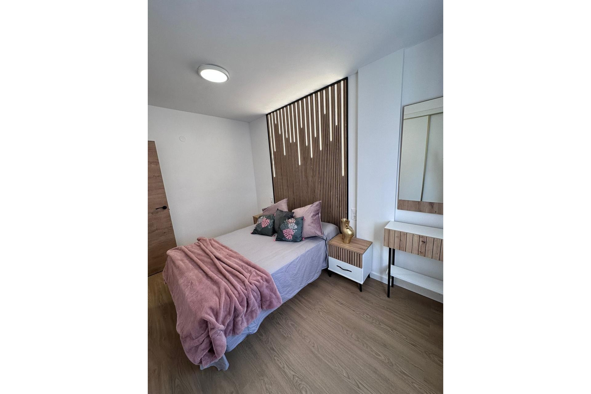 Resale - Apartment -
Torrevieja - Playa del Cura