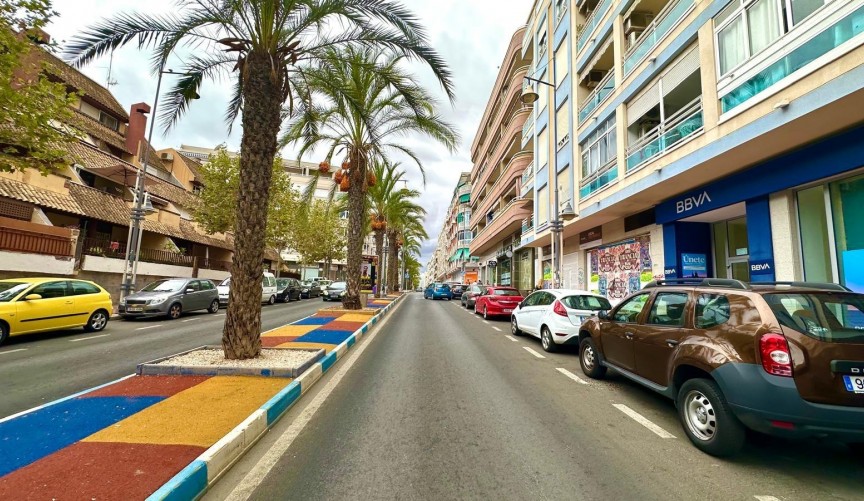 Resale - Apartment -
Torrevieja - Playa del Cura