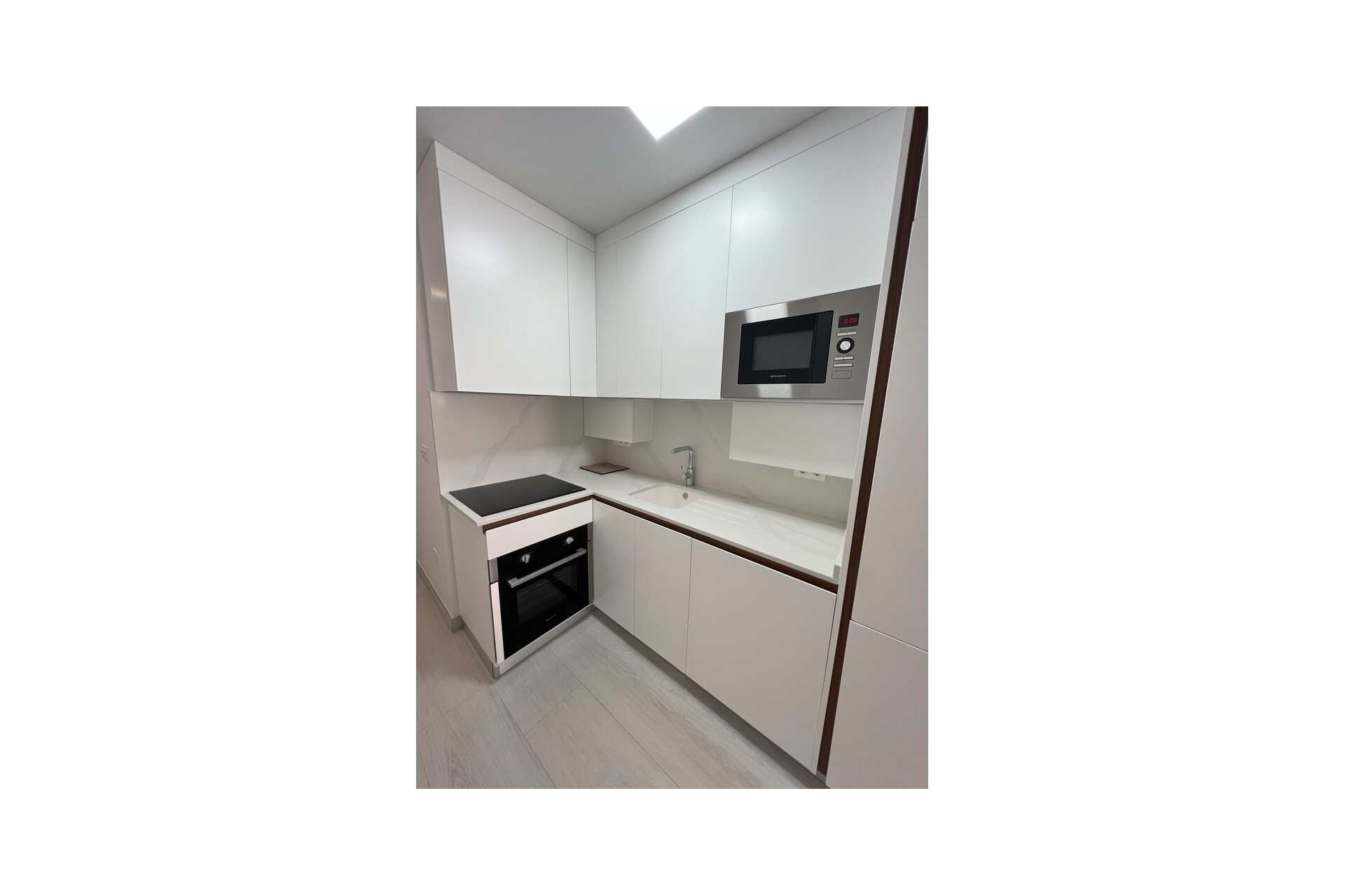 Resale - Apartment -
Torrevieja - Playa del Cura