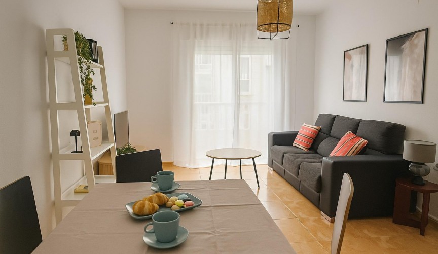 Resale - Apartment -
Torrevieja - Playa del Cura