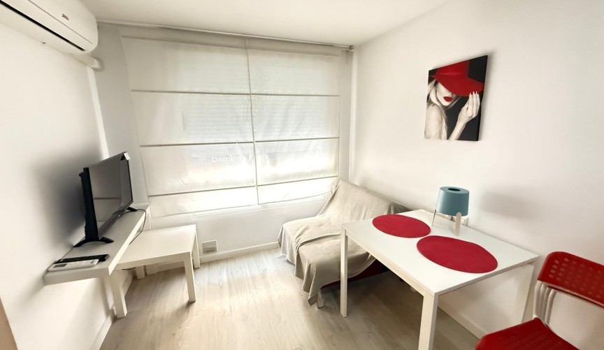 Resale - Apartment -
Torrevieja - Playa del Cura