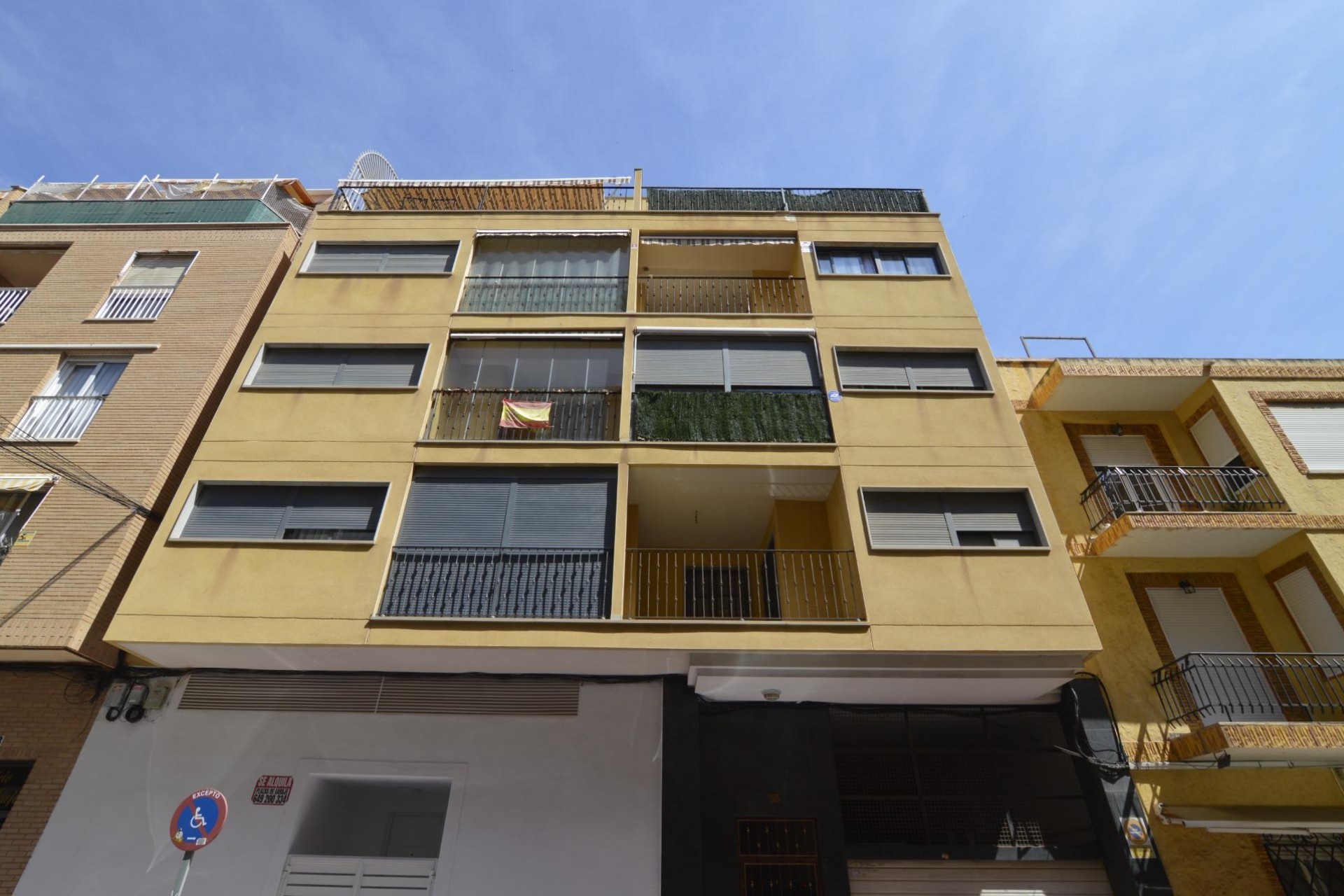 Resale - Apartment -
Torrevieja - Playa del Cura