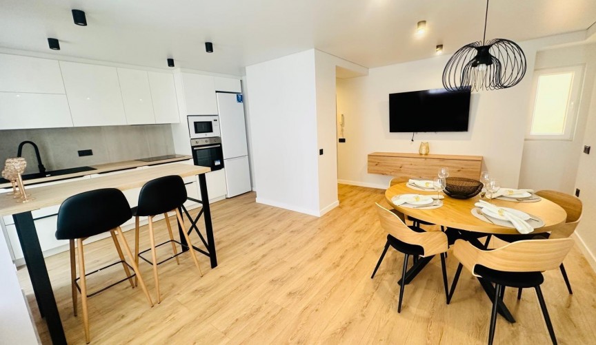 Resale - Apartment -
Torrevieja - Playa del Cura