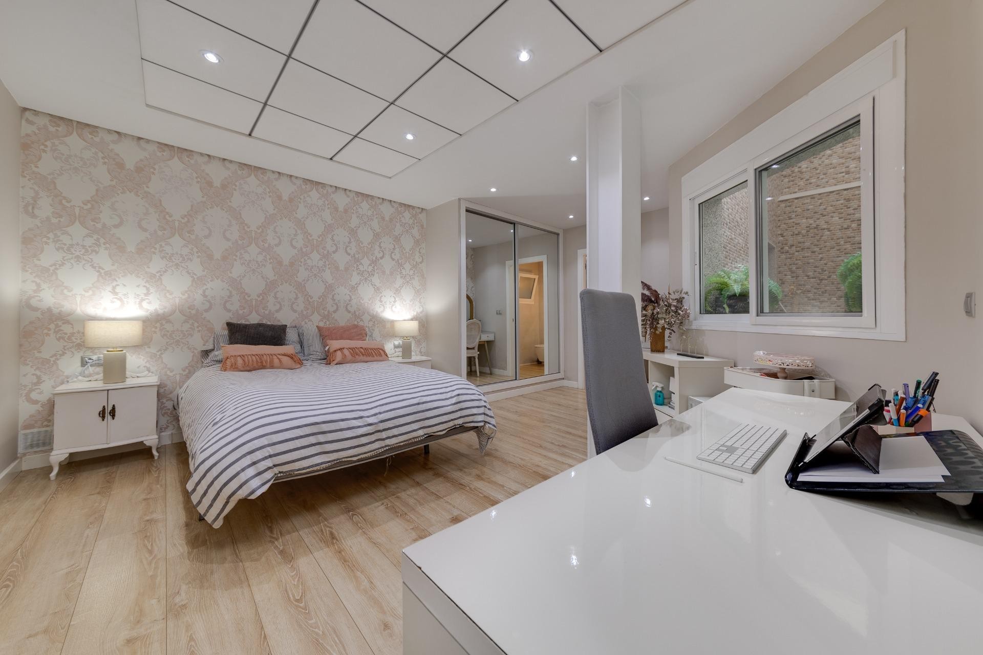 Resale - Apartment -
Torrevieja - Playa del Cura