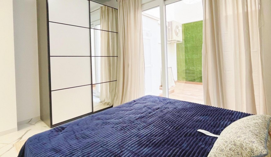 Resale - Apartment -
Torrevieja - Playa del Cura