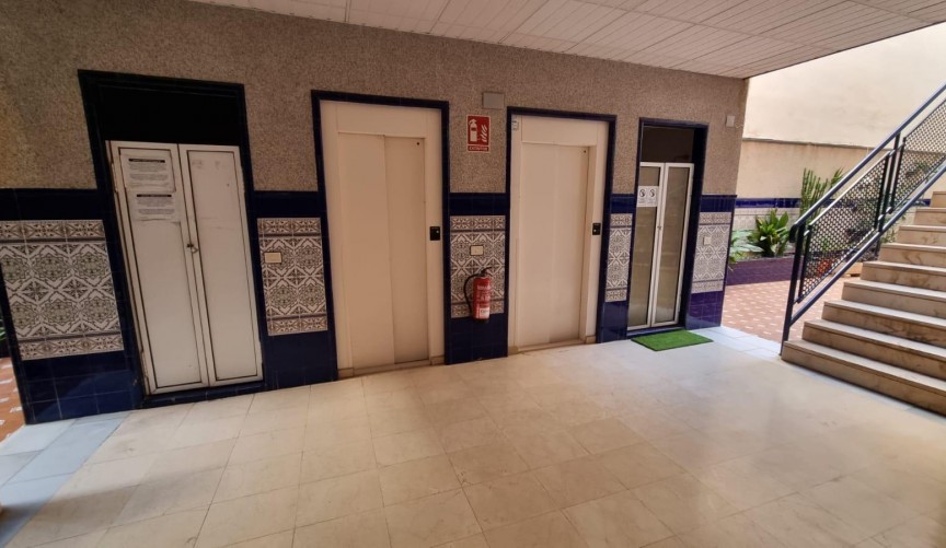 Resale - Apartment -
Torrevieja - Playa del Cura