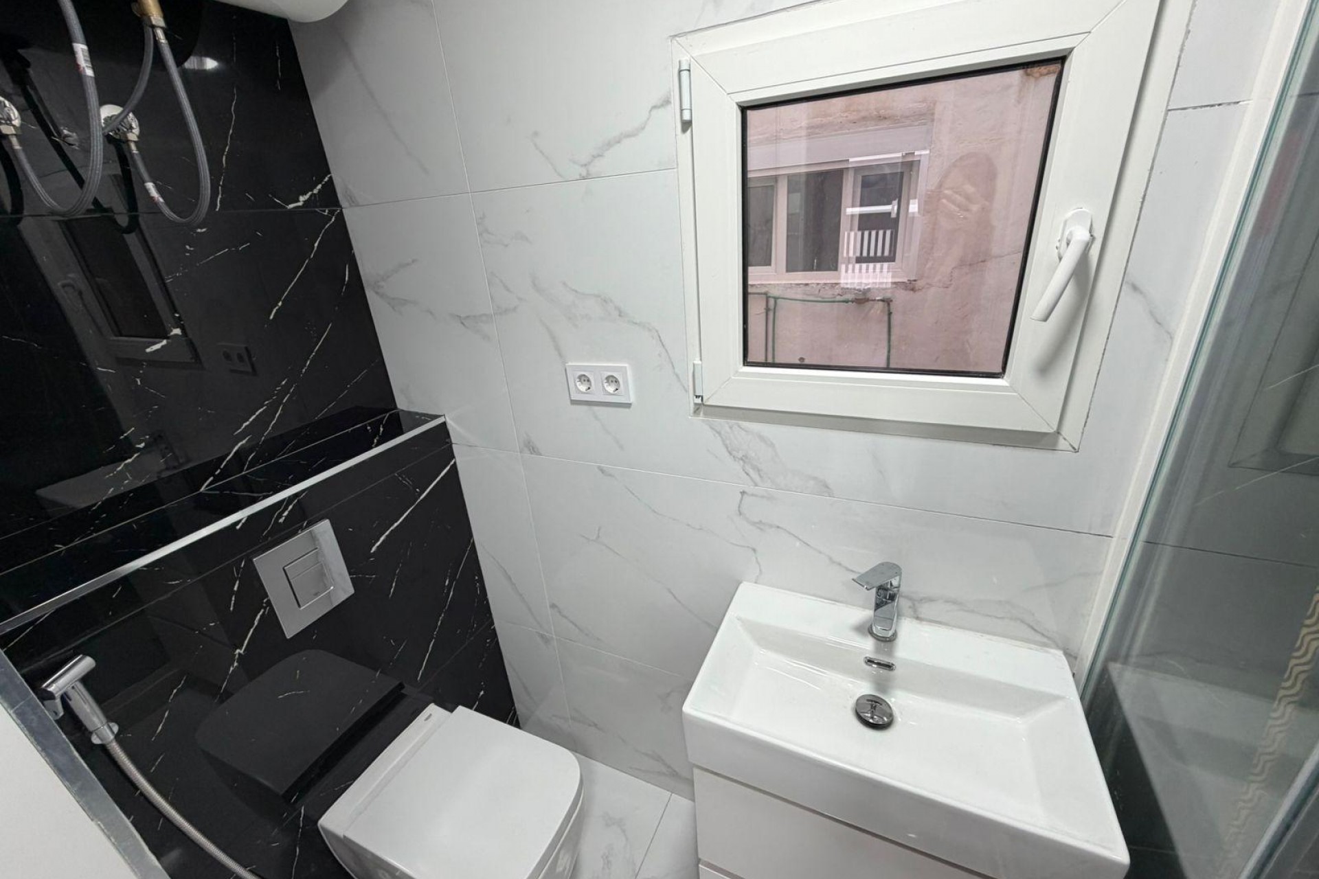 Resale - Apartment -
Torrevieja - Playa del Cura