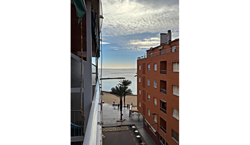 Resale - Apartment -
Torrevieja - Playa del Cura