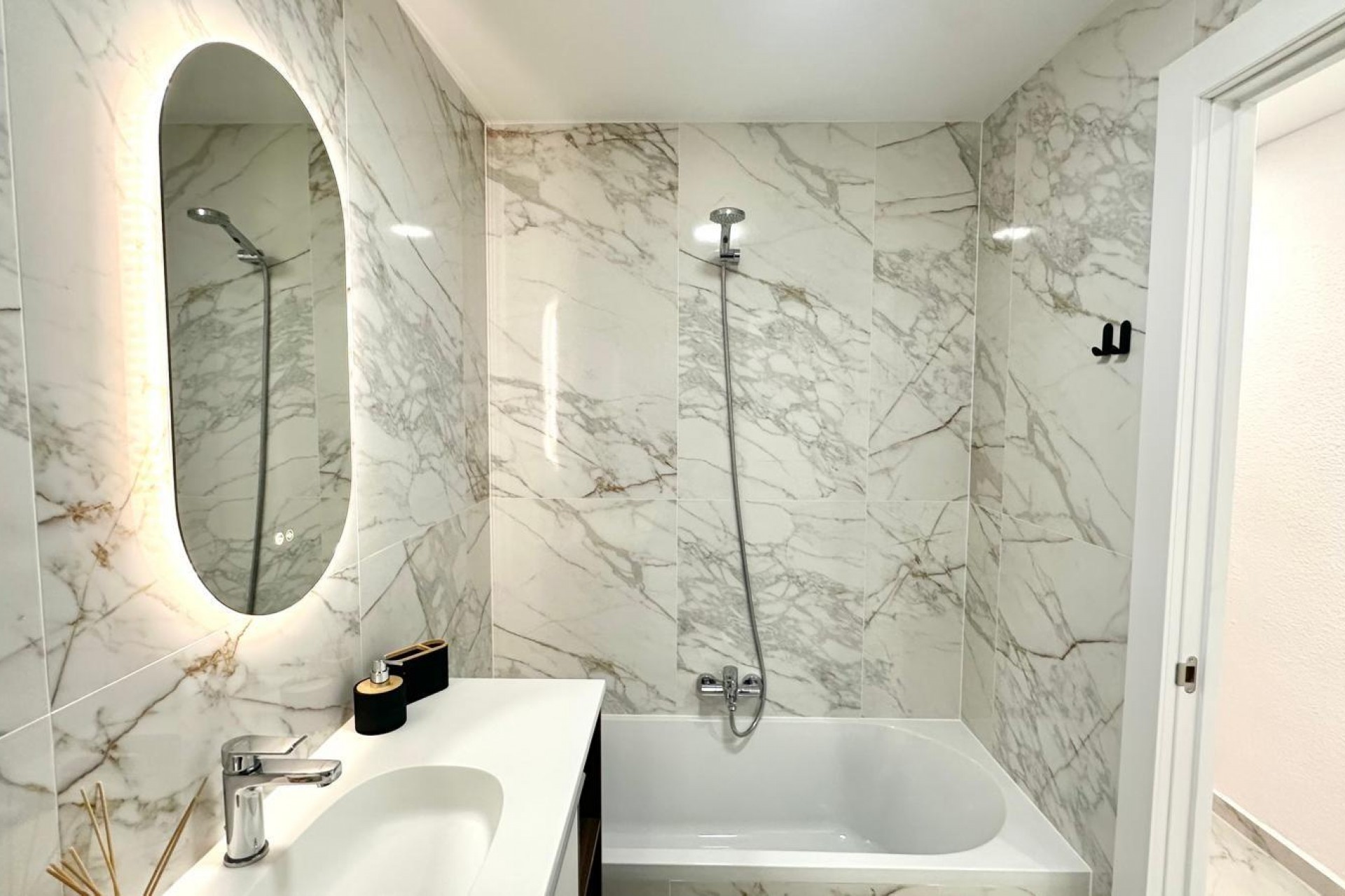 Resale - Apartment -
Torrevieja - Playa del Cura