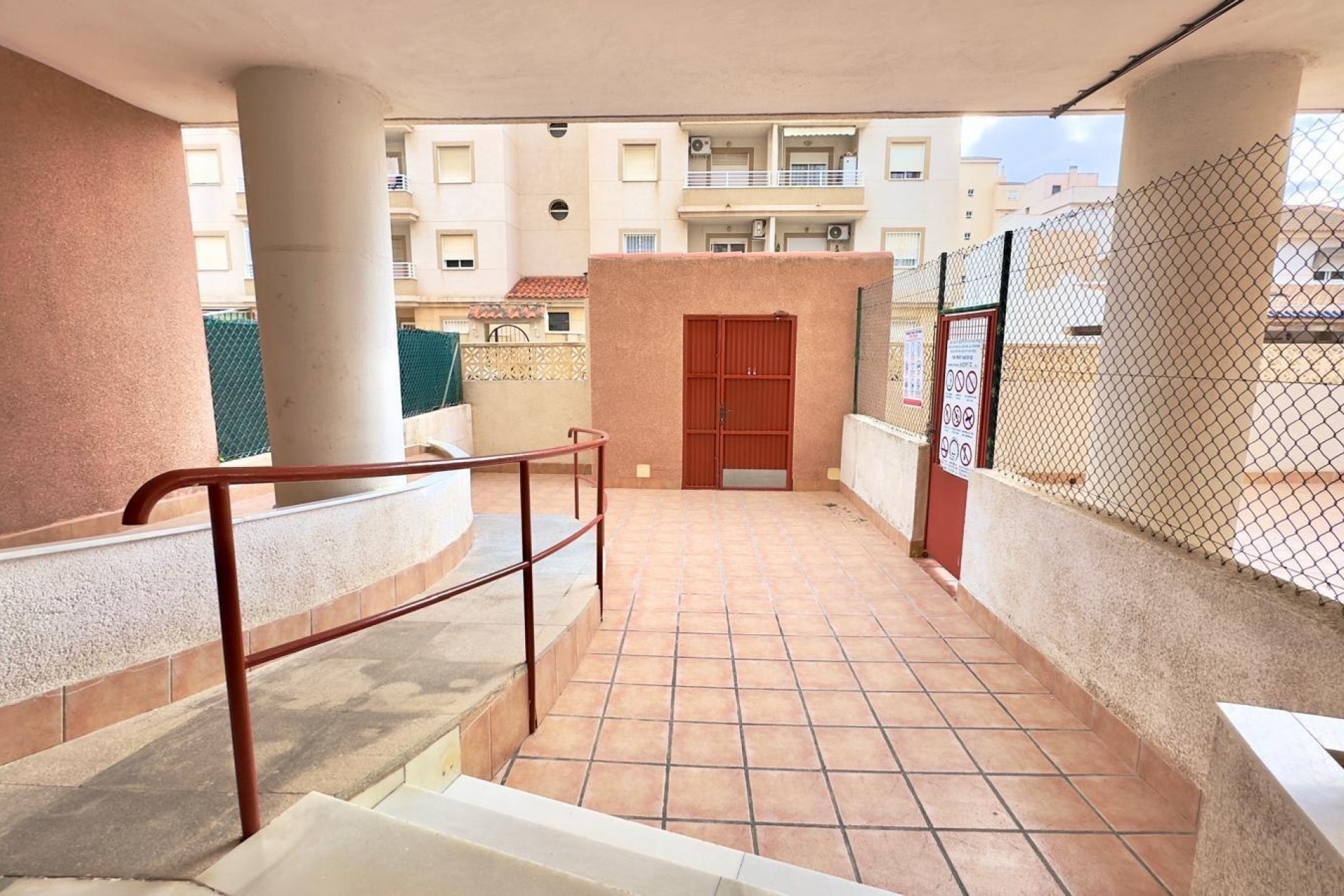 Resale - Apartment -
Torrevieja - Playa del Cura
