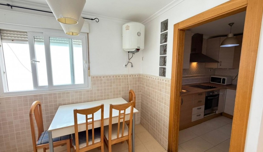 Resale - Apartment -
Torrevieja - Playa del Cura
