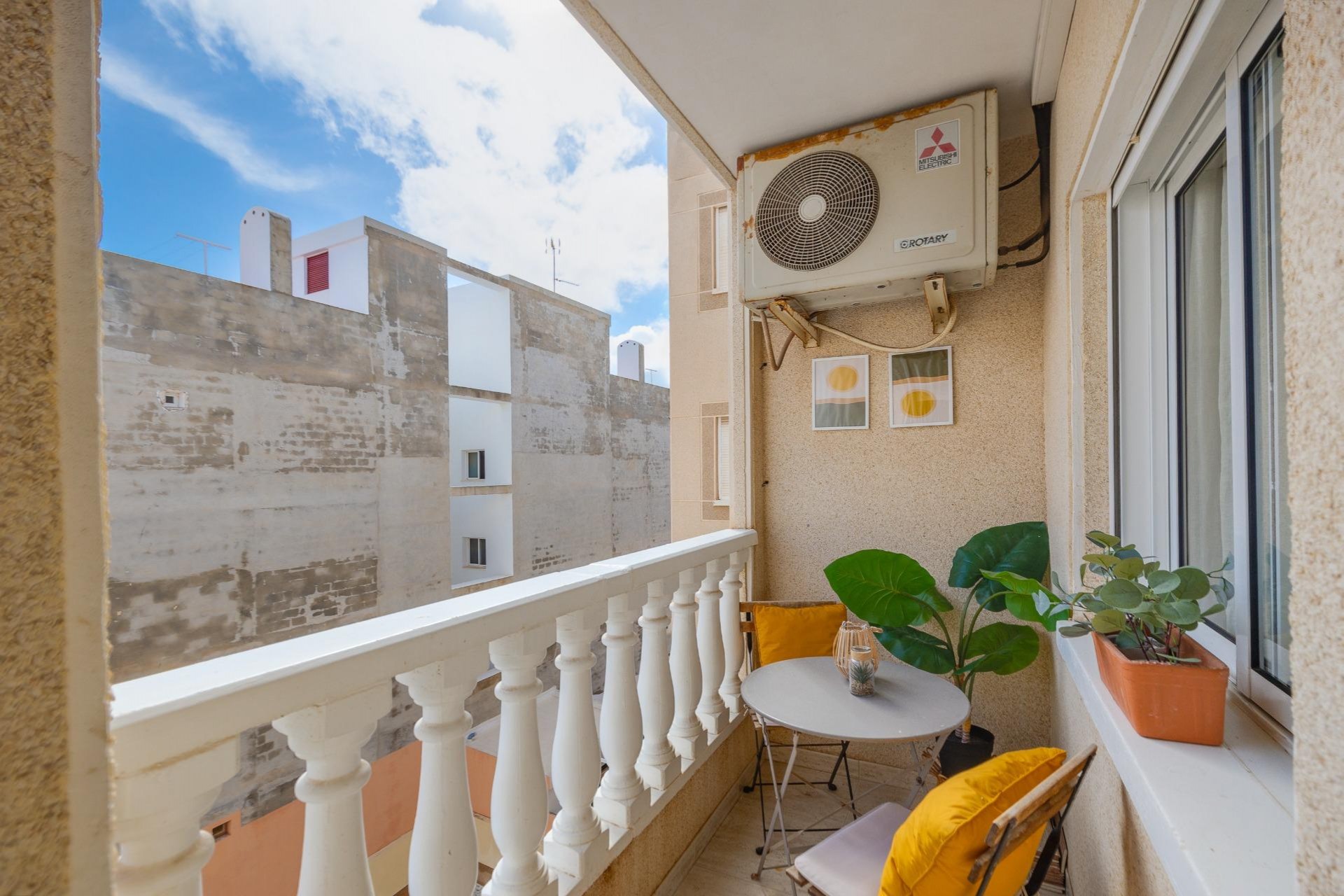 Resale - Apartment -
Torrevieja - Playa del Cura