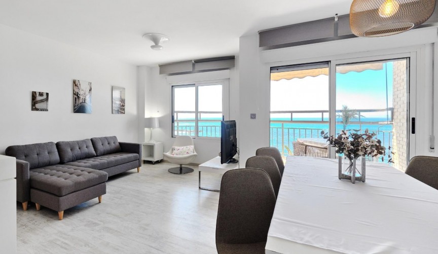 Resale - Apartment -
Torrevieja - Playa del Cura