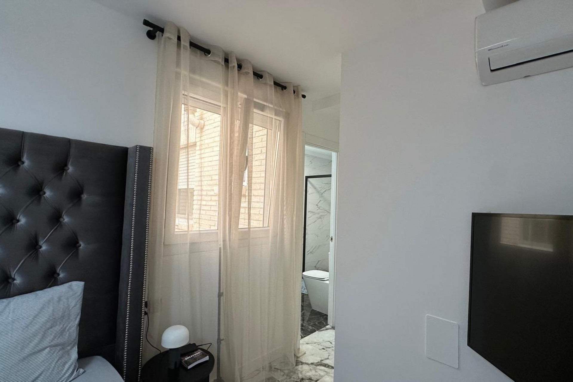 Resale - Apartment -
Torrevieja - Playa del Cura