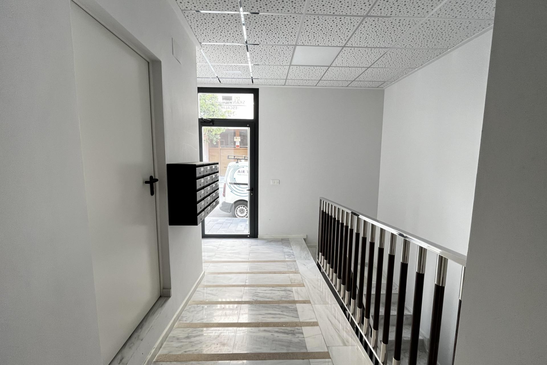 Resale - Apartment -
Torrevieja - Playa del Cura