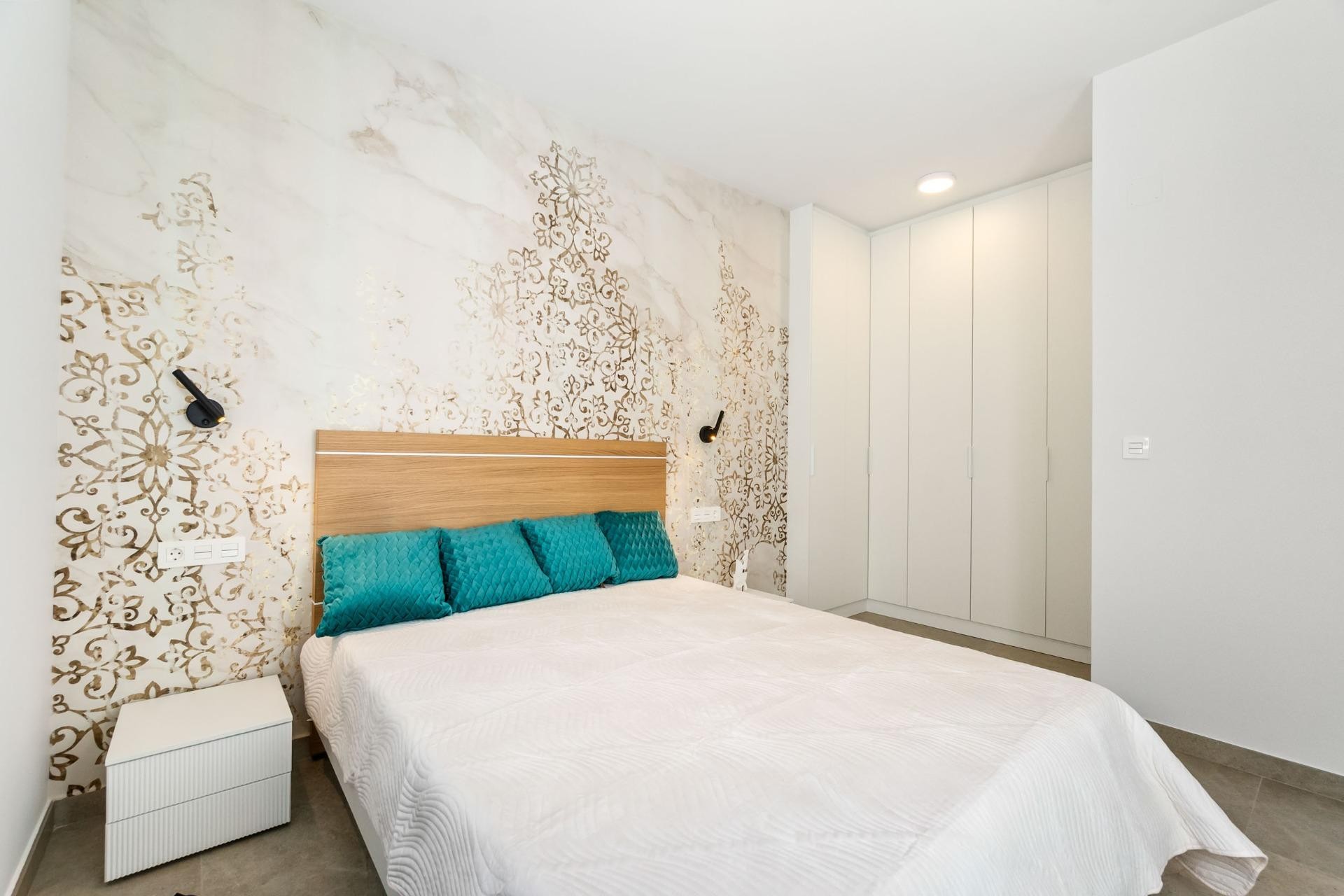 Resale - Apartment -
Torrevieja - Playa del Cura