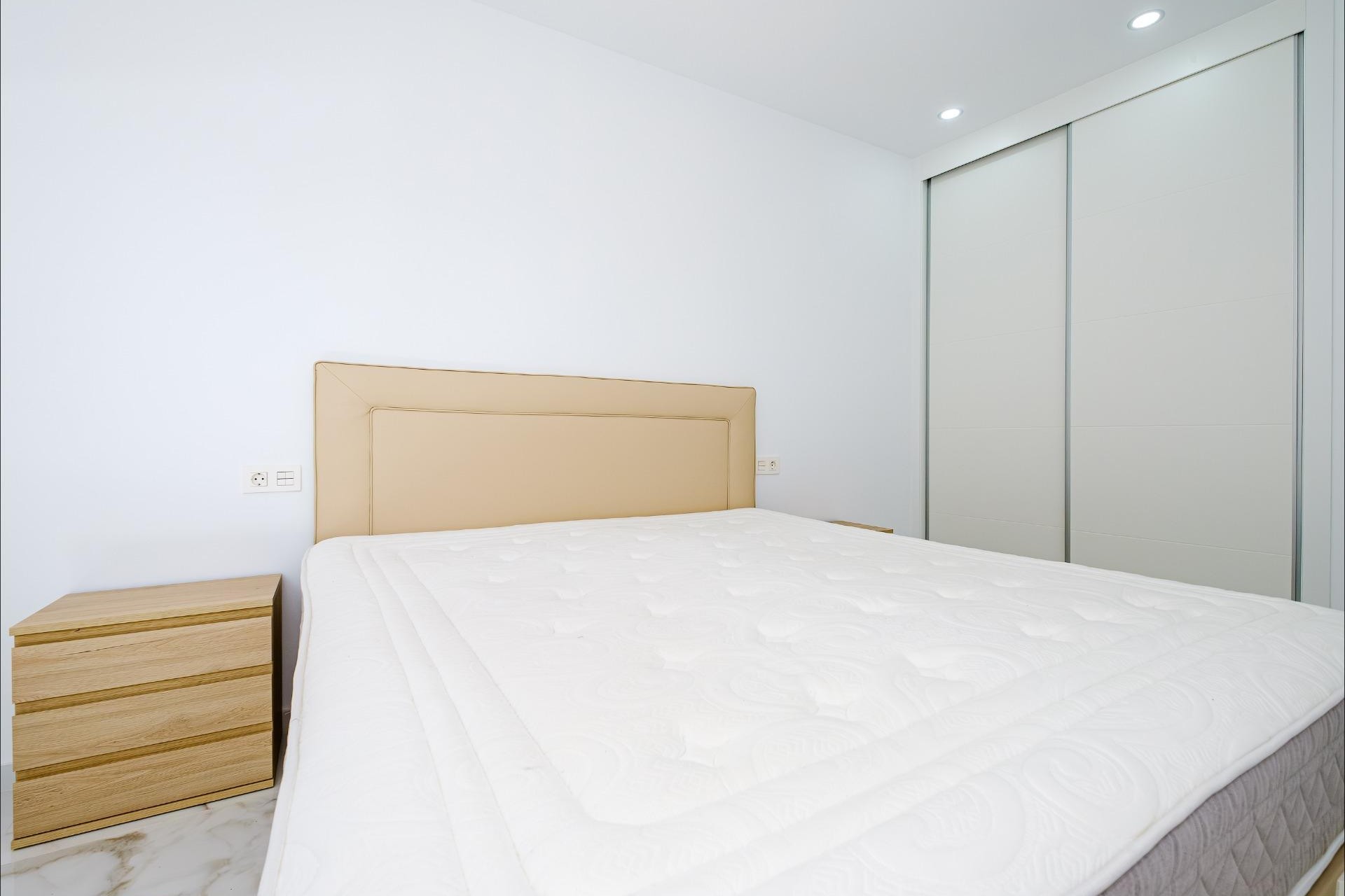 Resale - Apartment -
Torrevieja - Playa del Cura
