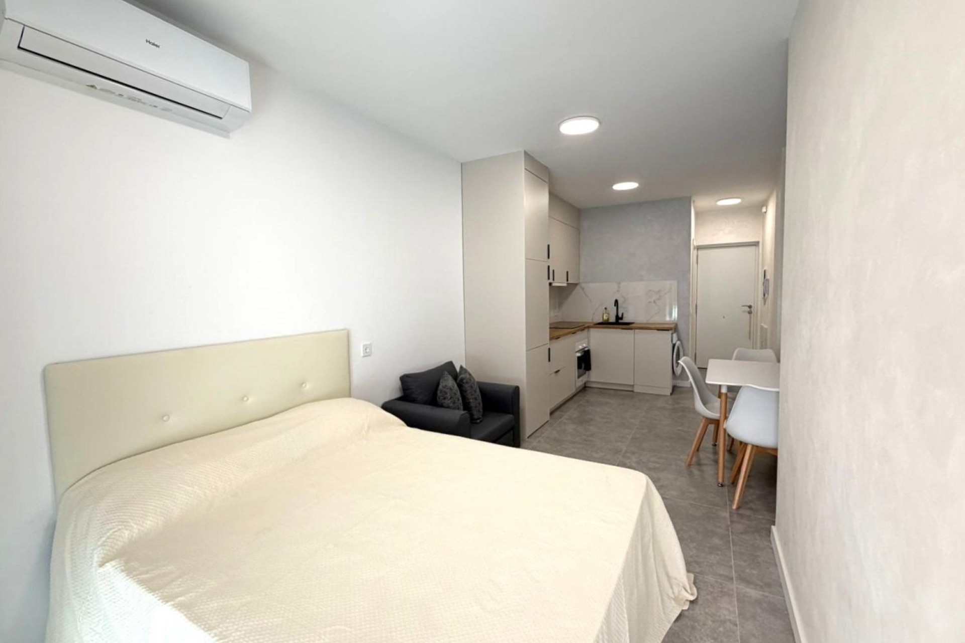 Resale - Apartment -
Torrevieja - Playa del Cura