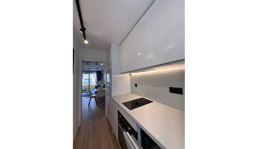 Resale - Apartment -
Torrevieja - Playa del Cura
