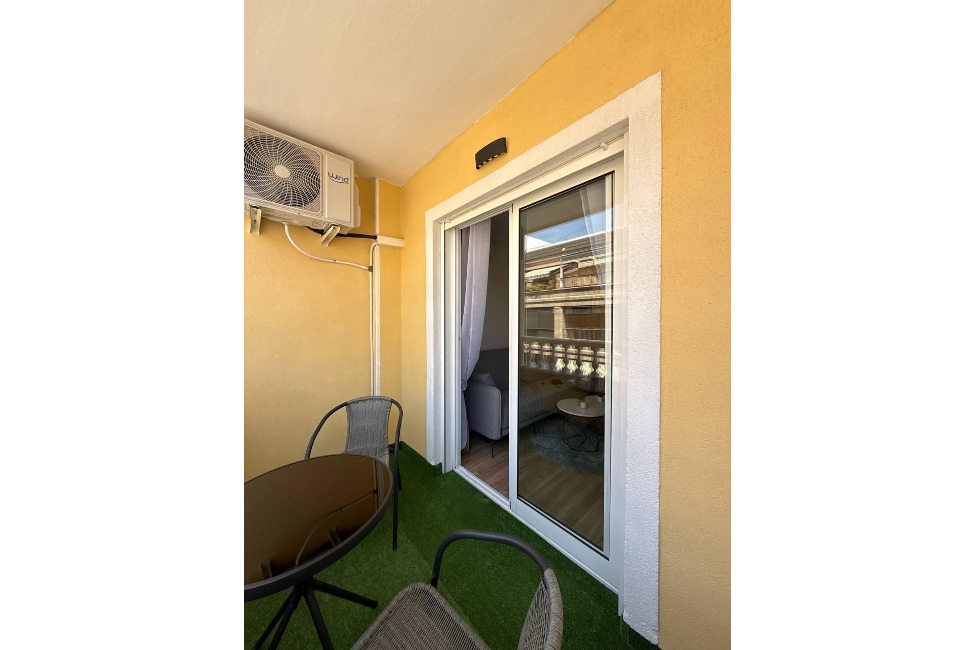 Resale - Apartment -
Torrevieja - Playa del Cura