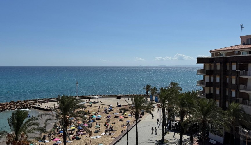 Resale - Apartment -
Torrevieja - Playa del Cura