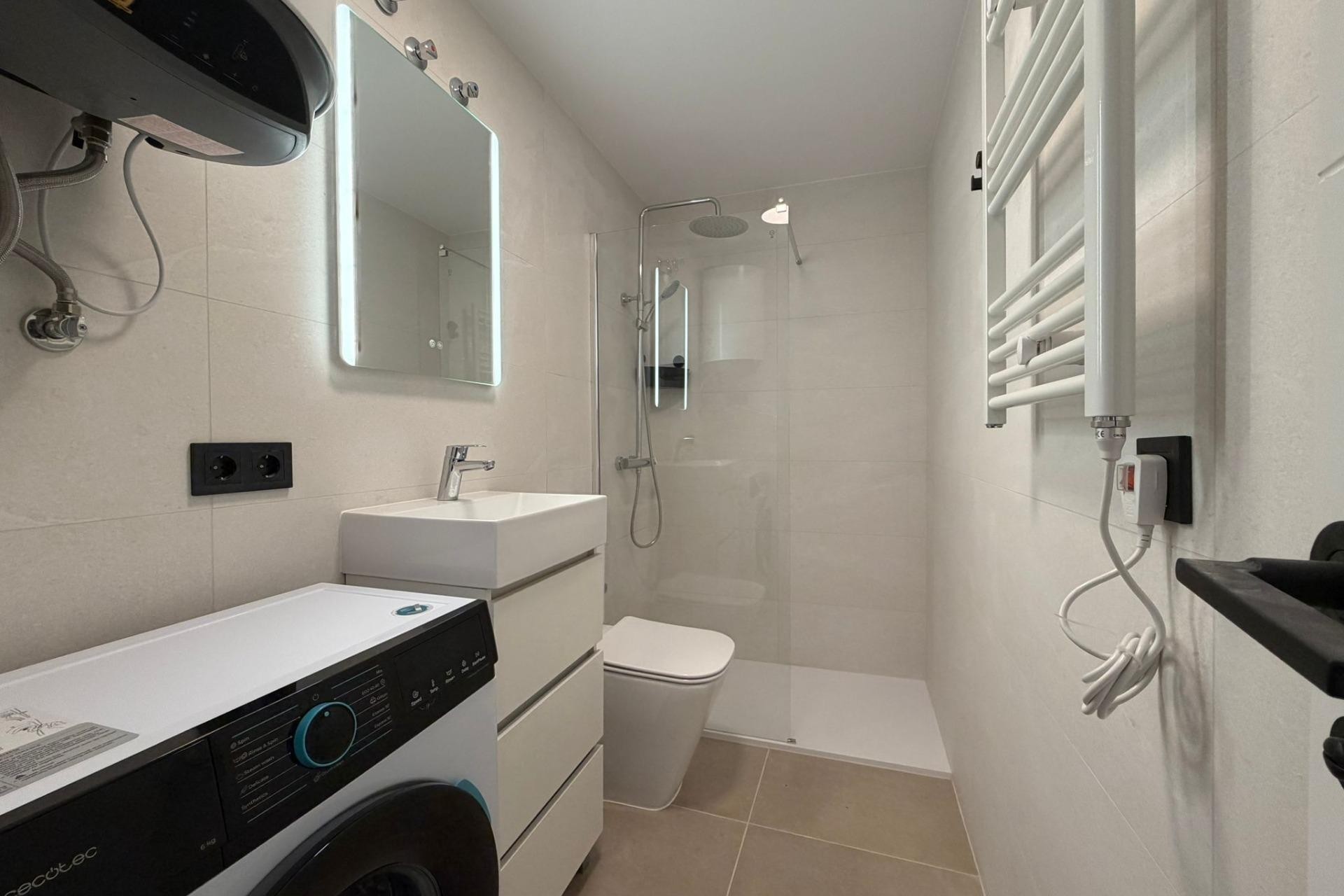 Resale - Apartment -
Torrevieja - Playa del Cura