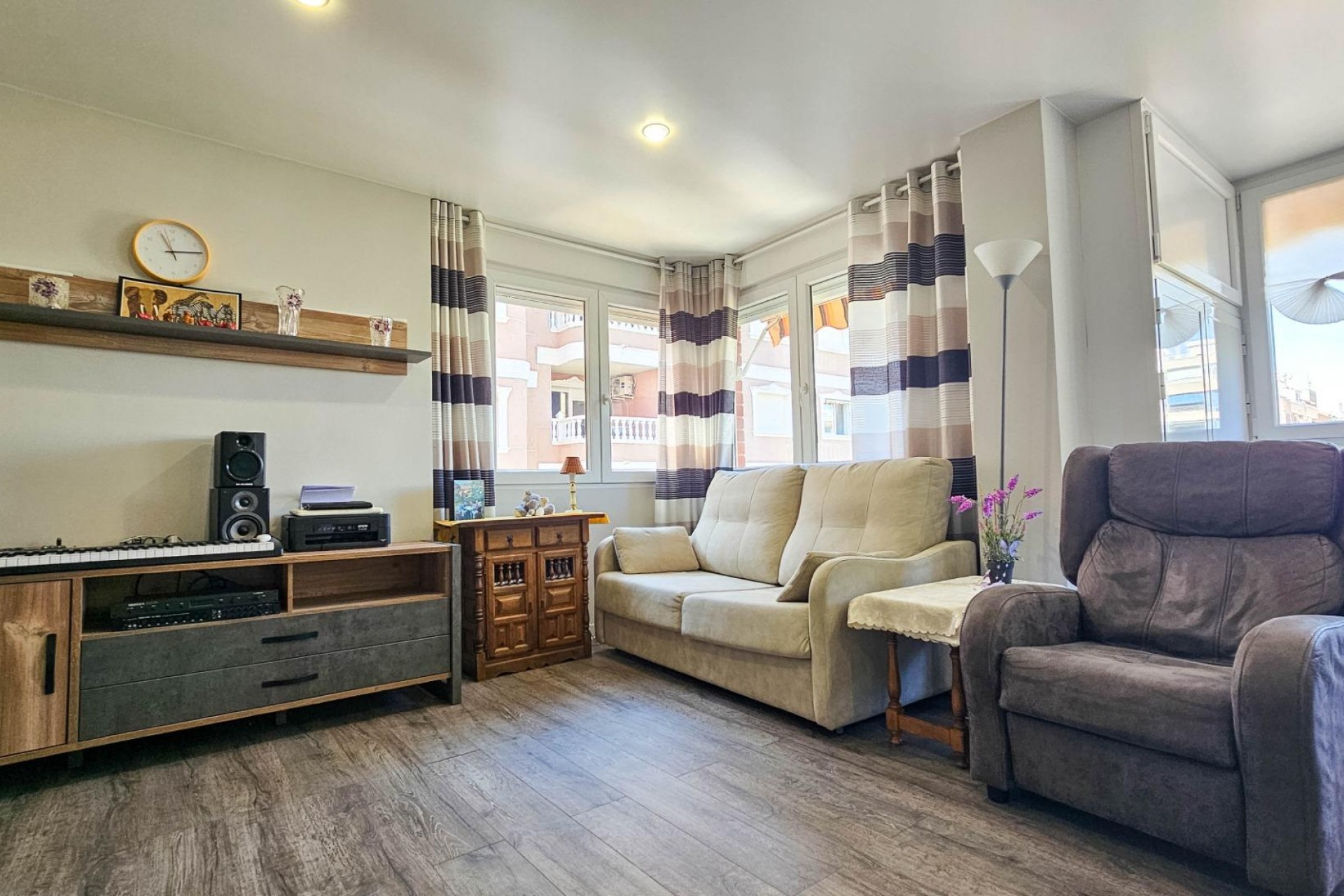 Resale - Apartment -
Torrevieja - Playa del Cura