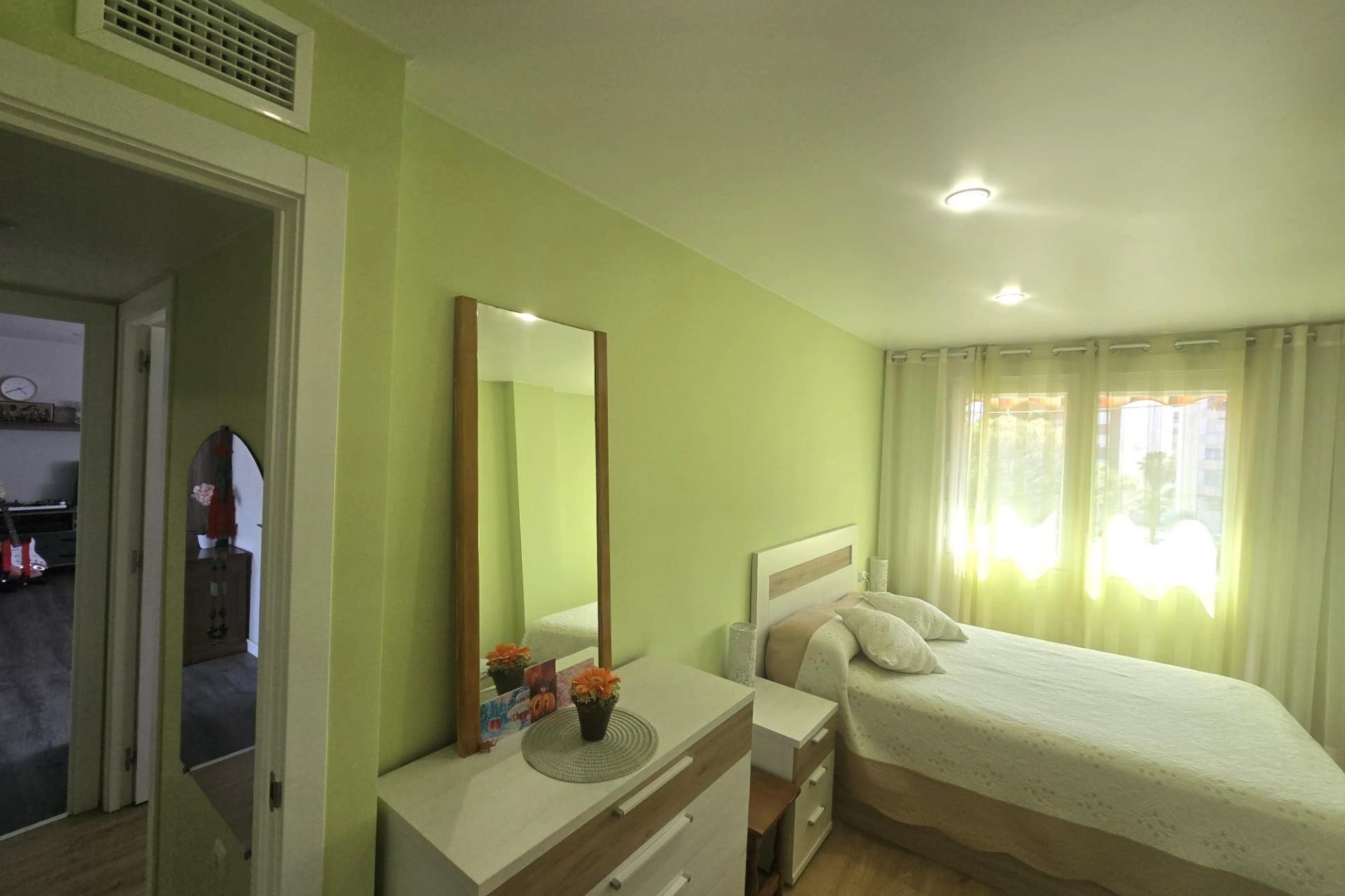 Resale - Apartment -
Torrevieja - Playa del Cura