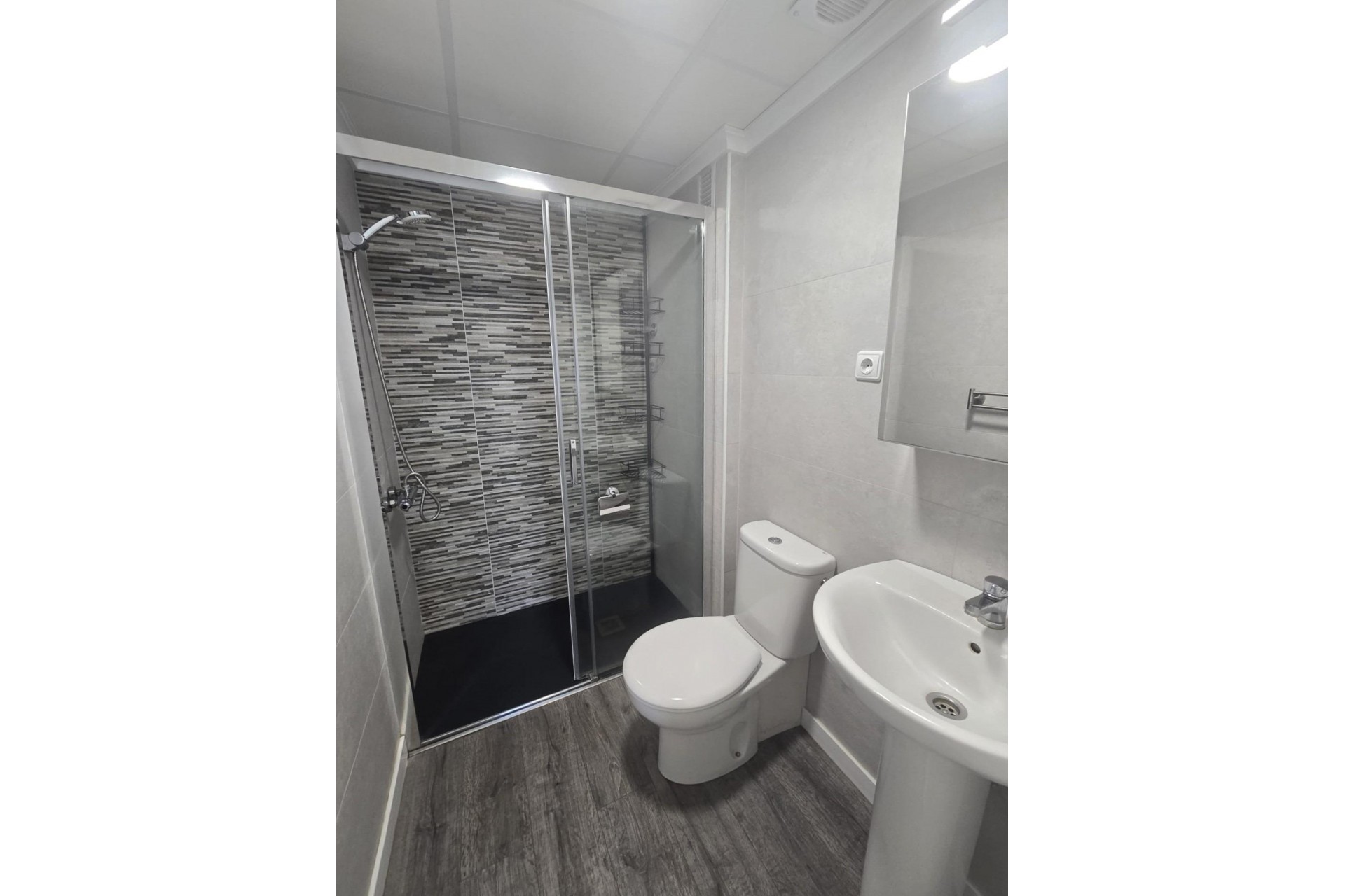 Resale - Apartment -
Torrevieja - Playa del Cura