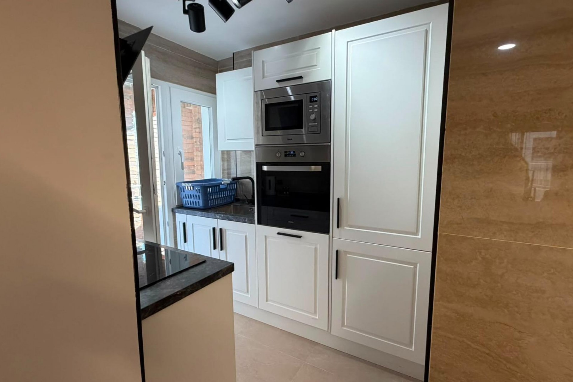 Resale - Apartment -
Torrevieja - Playa del Cura