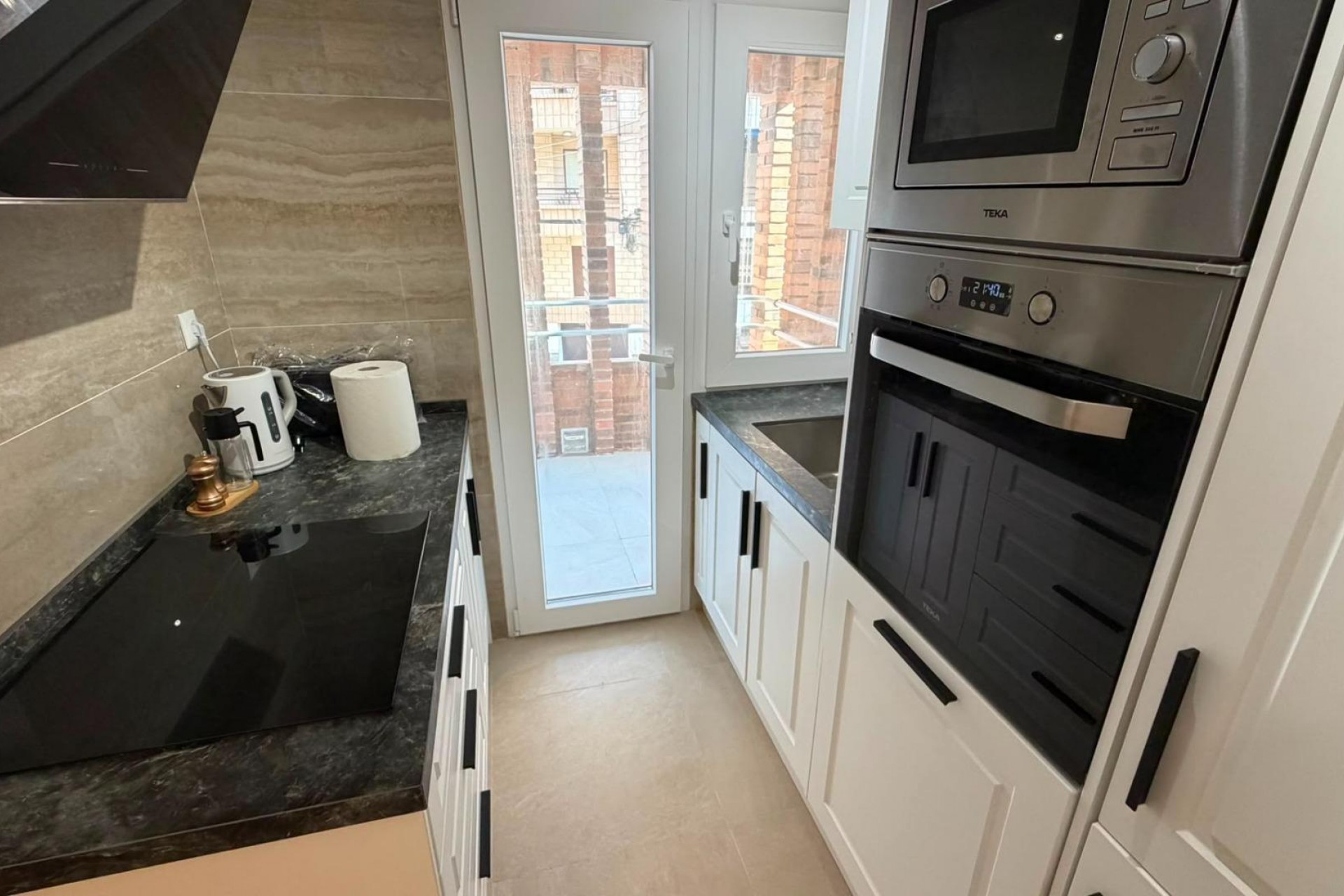 Resale - Apartment -
Torrevieja - Playa del Cura