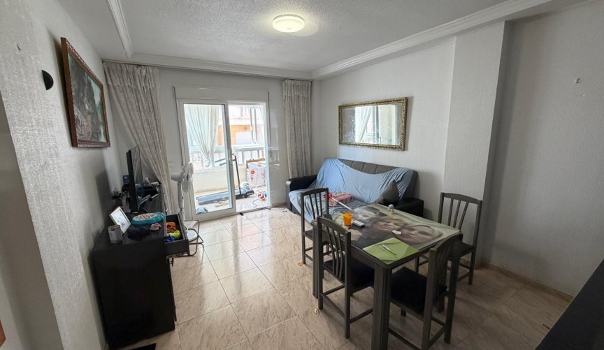 Resale - Apartment -
Torrevieja - Playa del Cura