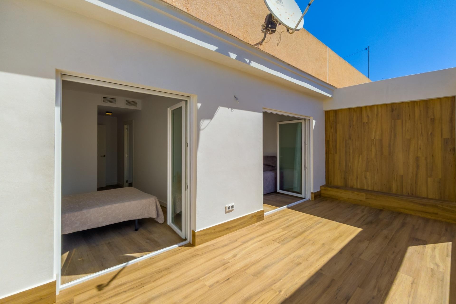 Resale - Apartment -
Torrevieja - Playa del Cura