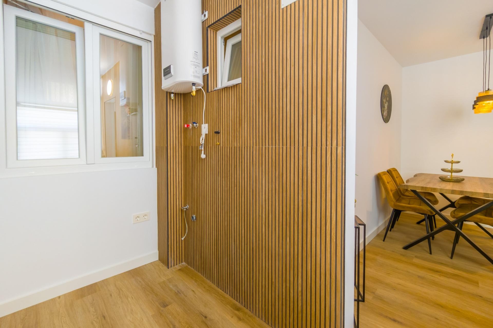 Resale - Apartment -
Torrevieja - Playa del Cura
