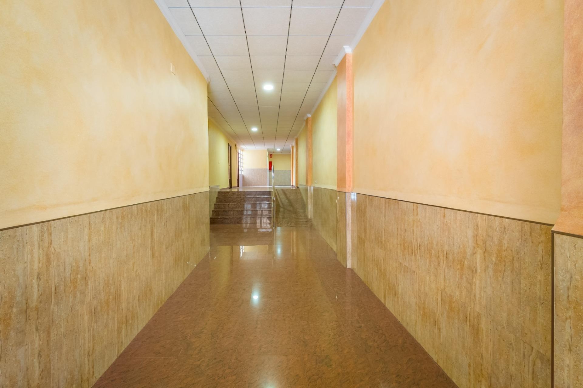 Resale - Apartment -
Torrevieja - Playa del Cura
