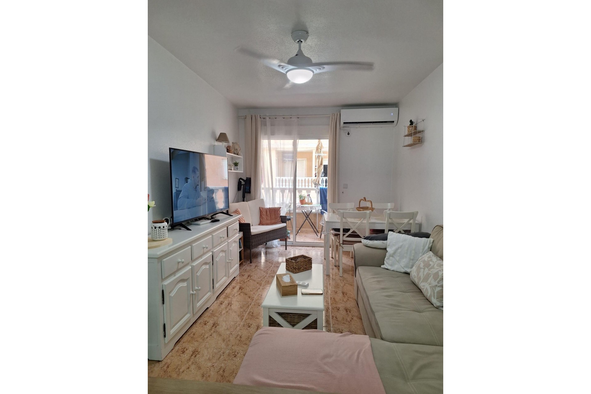 Resale - Apartment -
Torrevieja - Playa del Cura