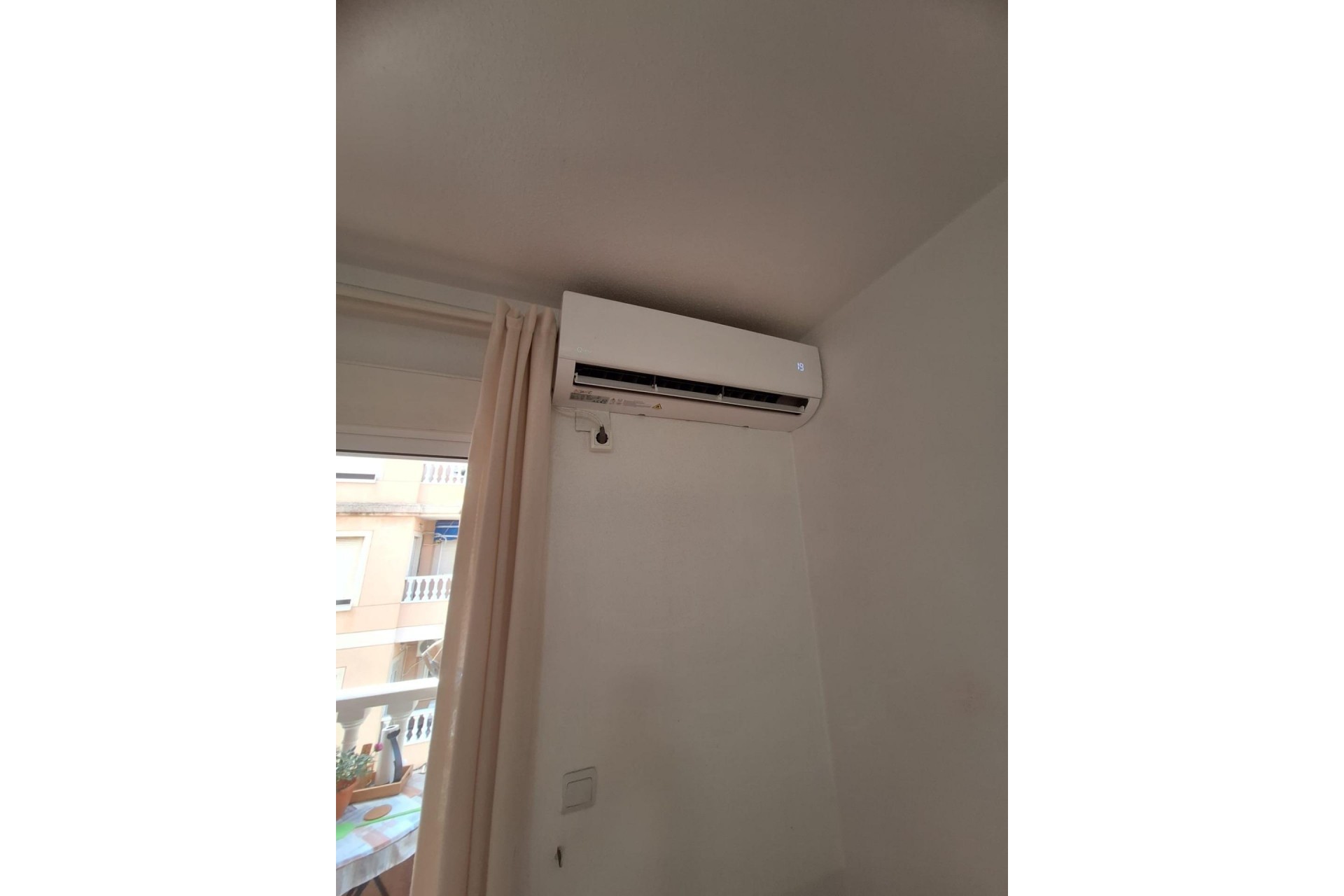 Resale - Apartment -
Torrevieja - Playa del Cura